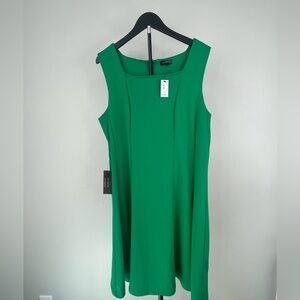 The Limited Vibrant Green knit Dress‎ size 14 NWT